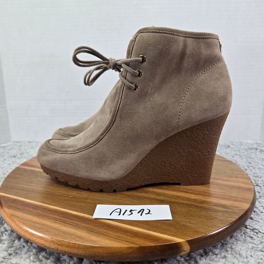 Michael Kors Womens 10M Rory Tan Suede Casual Lifestyle Daily Wedge Bootie